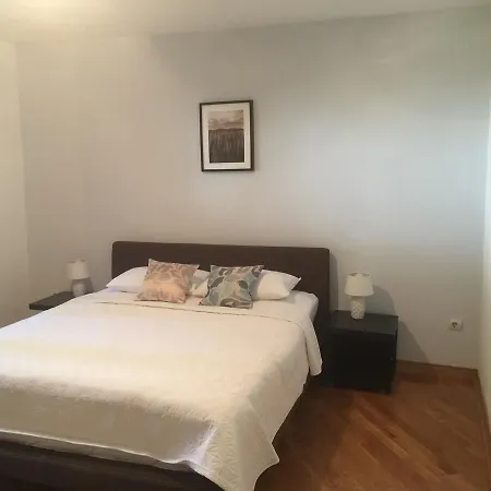 Holiday home Luxury House With Indoor Pool Near *