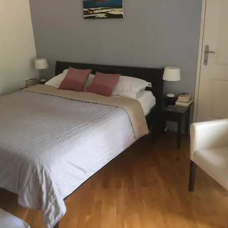 Luxury House With Indoor Pool Near Holiday home Belgrade